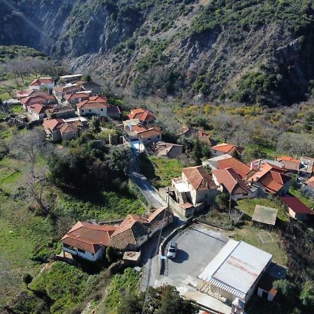 Thanasis House Dimitsana Bagian luar foto